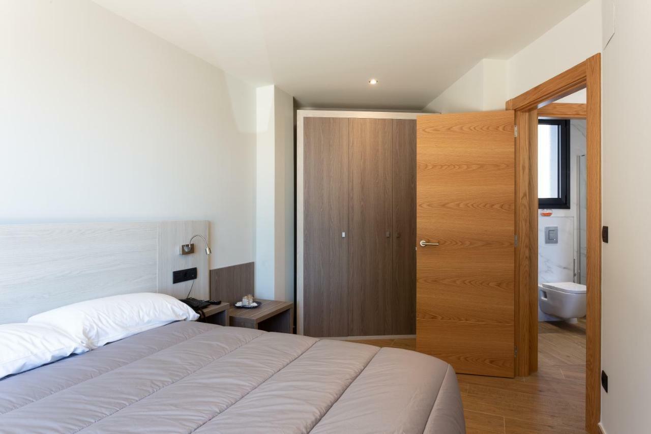 Apartamentos Playa De Los Barcos Isla Plana Zewnętrze zdjęcie